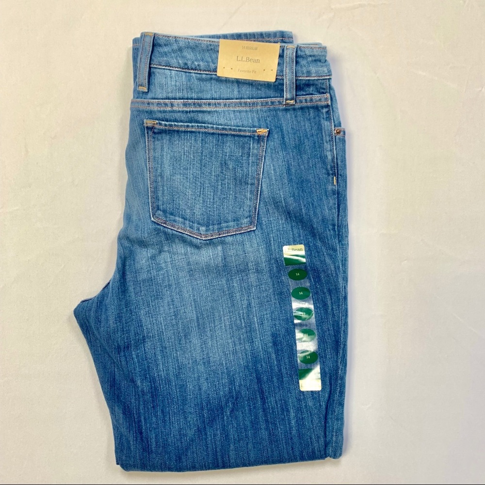 L.L Bean NWT favorite fit jeans size 14